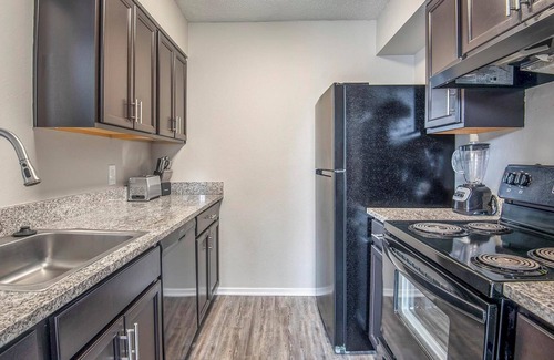 Cordova Apartment | Landing | Chic 2BD, Gym, Pool
