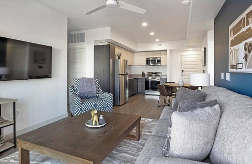 North Mountain Apartment | Landing | Chic 2BD, Pool, Gym