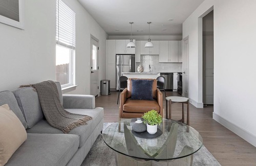 Tarrant County Apartment | Landing | Incredible 1BD, Pool, Gym