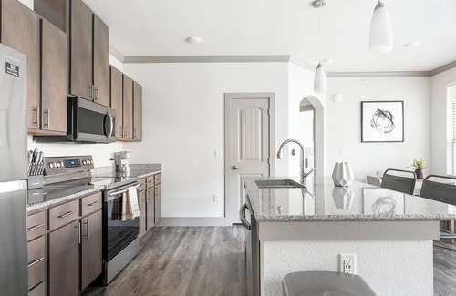 Manor Apartment | Landing | Incredible 1BD, Clubhouse, Courtyard