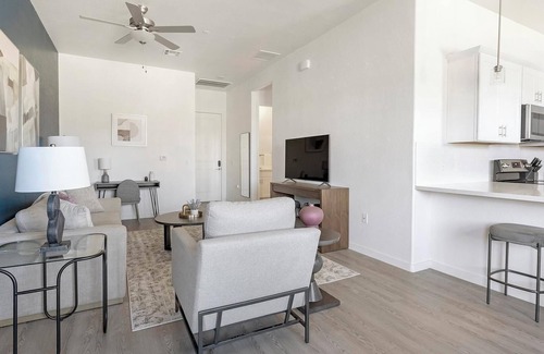 Oro Valley Apartment | Landing | Incredible 2BD, Pool