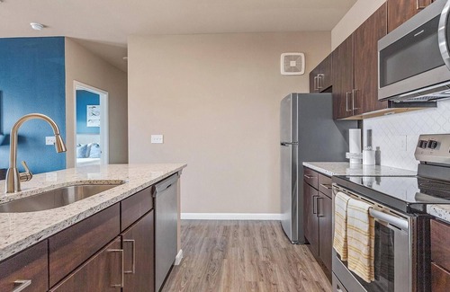 New Braunfels Apartment | Landing | Modern 1BD, Pool, Gym