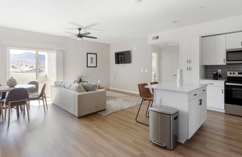 Townsite Apartment | Landing | Modern 1BD, Pool, Rooftop Lounge