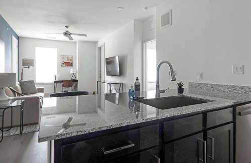 Austin Apartment | Landing | Modern 1BD, Pool, Gym
