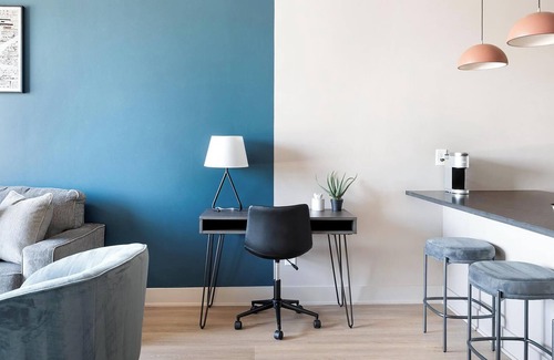 Inglewood Apartment | Landing | Modern 1BD, Rooftop Lounge