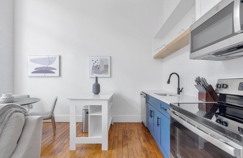 Greenville Apartment | Landing | Modern 2BD, Gym, Yoga Studio