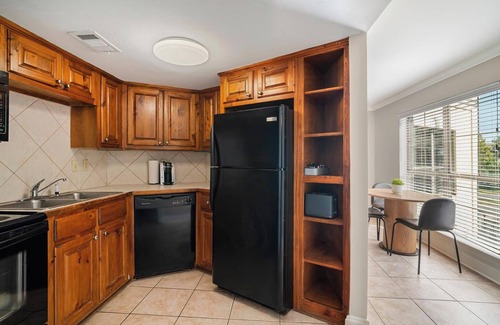 Mid City North Apartment | Landing | Modern 2BD, Gym, Pool