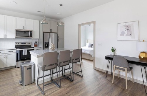Fort Worth Apartment | Landing | Modern 2BD, Yoga Studio, Pool