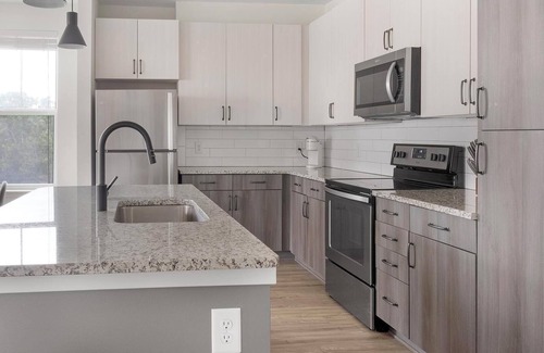 Mableton Apartment | Landing | Modern 2BD, Yoga Studio, Rooftop Lounge