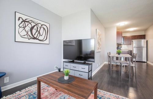 Fort Wayne Apartment | Landing | Modern Studio, Gym, Game Room