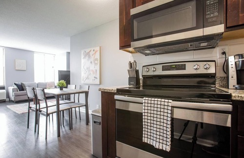 Fort Wayne Apartment | Landing | Modern Studio, Gym, Game Room