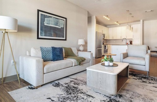 Florida Central Atlantic Coast Apartment | Landing | Spectacular 2BD, Pool, Gym