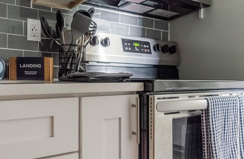 Indianapolis Apartment | Landing | Spectacular 1BD, Gym, Game Room