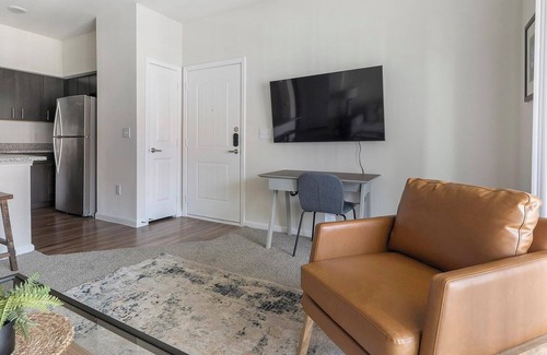 Pflugerville Apartment | Landing | Spectacular 1BD, Clubhouse, Gym