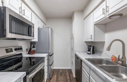 Denton Apartment | Landing | Spectacular 1BD, Pool, Courtyard