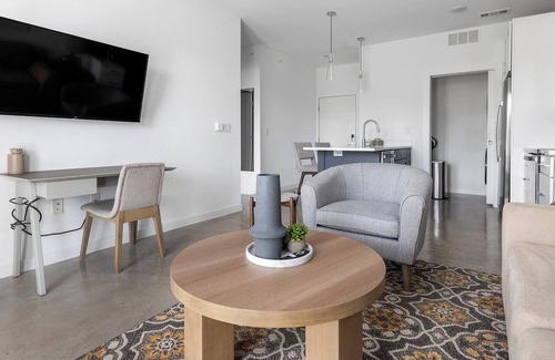 Austin Apartment | Landing | Spectacular 1BD, Clubhouse, Pool