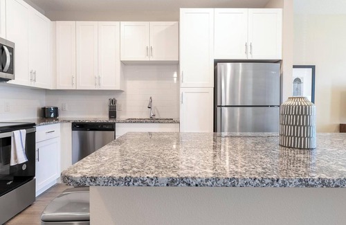 Southeast Orlando Apartment | Landing | Spectacular 1BD, Pool, Clubhouse