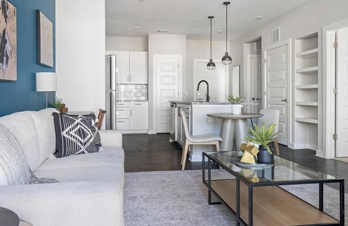 Mableton Apartment | Landing | Spectacular 2BD, Gym, Pool
