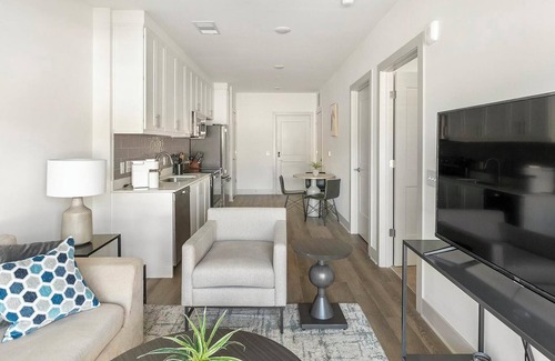 Huntsville Apartment | Landing | Spectacular 1BD, Gym, Clubhouse