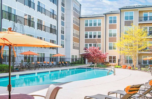 Chillum Apartment | Landing | Spectacular 2BD, Gym, Pool