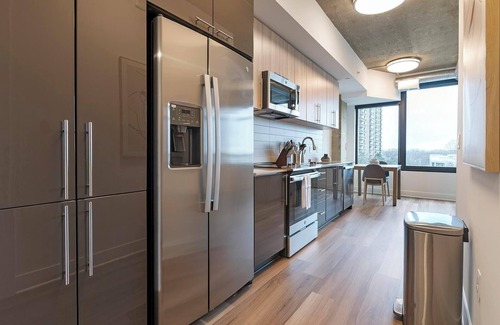 Baileys Crossroads Apartment | Landing | Stunning 1BD, Gym, Game Room