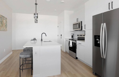 Casa Grande Apartment | Landing | Stunning 1BD, Gym, Clubhouse