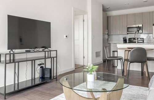River Ranch Apartment | Landing | Stunning 1BD, Pool, Clubhouse