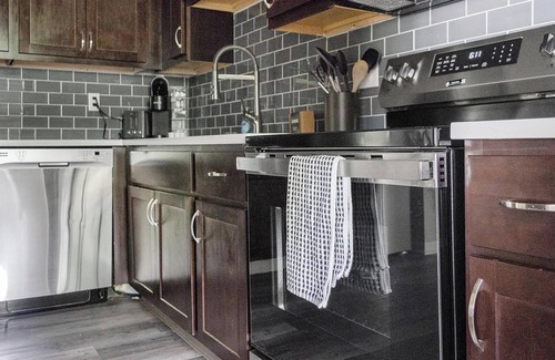 Indianapolis Apartment | Landing | Stunning 2BD, Game Room, Gym