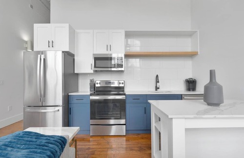 Greenville Apartment | Landing | Stunning 2BD, Yoga Studio, Gym