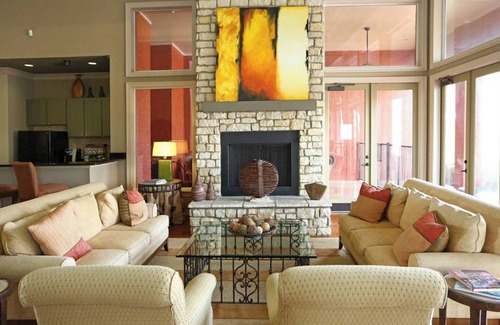 Fort Worth Apartment | Landing | Stylish 1BD, Pool, Gym