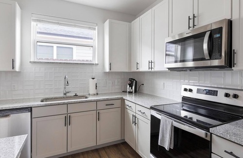 Fort Worth Apartment | Landing | Stylish 2BD, Clubhouse, Gym
