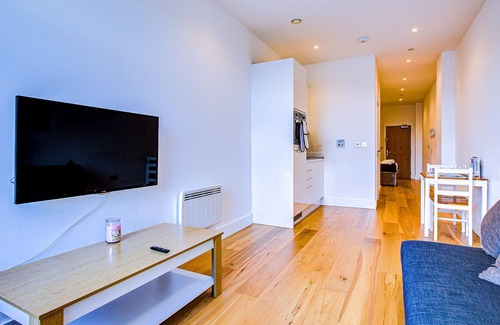 Luton Apartment | Landmark, Luton’s best location.