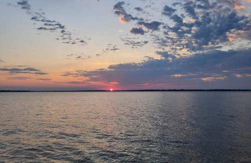 Seven Points Hotel | Landyn's Lakeside Lodge