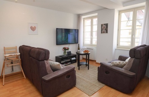Old Town Apartment | lang 80m2 city center 3br