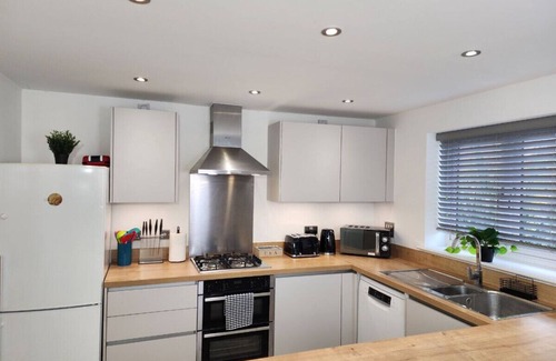 Long Hanborough House | Langford House, 3bedroom, Netflix, Parking, WiFi