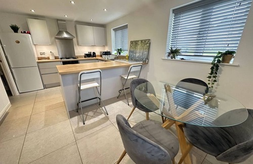 Long Hanborough House | Langford House, 3bedroom, Netflix, Parking, WiFi