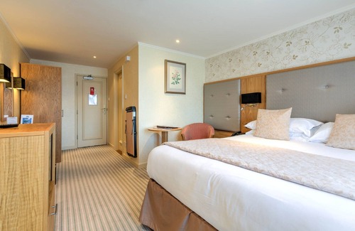 Dawlish Warren Hotel | Langstone Cliff