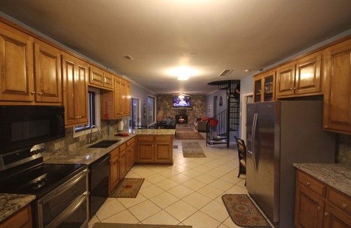 Gainesville House | Lanier Laptime, Unconventional Lakefront Living, Dock, Kayaks, 30 days+ rentals