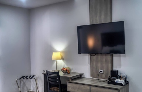 Bella Vista Hotel | Laos Mar Hotel & Suites