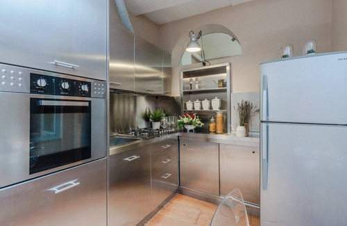 Lucca Historical Center Apartment | Lapo 2 bedrooms and outdoor inside Lucca