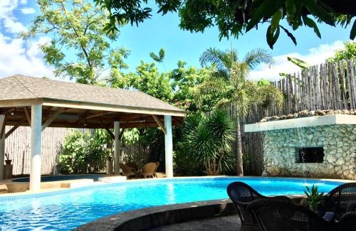 Basak Hotel | Lapu-Lapu Cottages & Restaurant