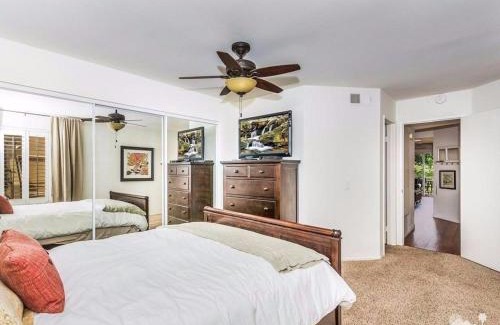 La Quinta Apartment | LaQuinta's FINEST Resort - Condo