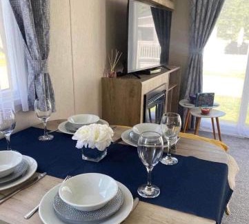 Tattershall Resort | Larch View