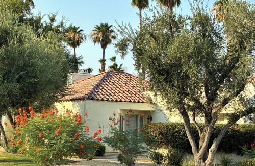 Indian Wells Condo | Large 1-bedroom condo in Desert Breezes near IW Tennis Garden, clubhouse, pools