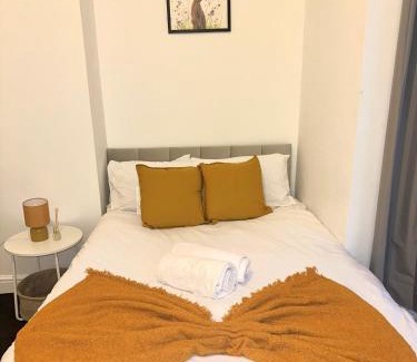 Peterborough Apartment | Large 2 bed apt in Peterborough city centre