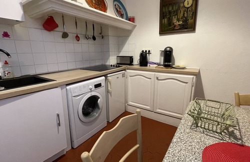 Riou - Petit Juas - Av de Grasse Apartment | Large 2-Room Apartment Cannes - Wifi, Air Conditioning