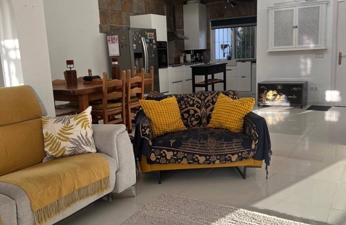 Mijas House | Large 3 bed, 2 bath house in charming Calahonda. Near beach and nightlife.
