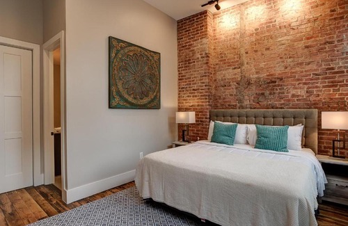 Downtown Asheville House | Large 3 bedroom 3 and a half Bath Downtown Condo