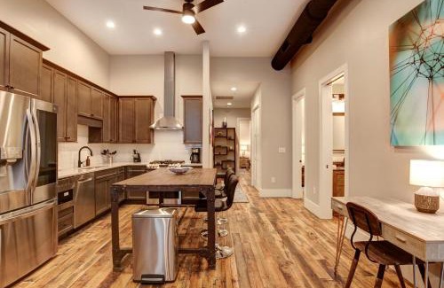 Downtown Asheville House | Large 3 bedroom 3 and a half Bath Downtown Condo