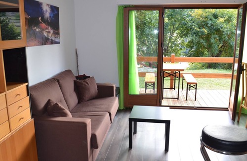 Peone Apartment | Large 38m2 studio cabin in Valberg facing the ski slopes for 4 people